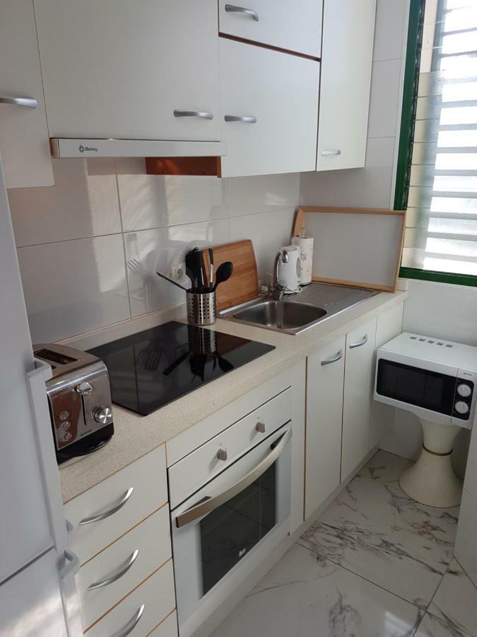 Apartment Casa Palmera Only 150 Meters To The Beach, Heated Pool, Wifi, Sat-Tv, Balcony With Poolview อาโรนา ภายนอก รูปภาพ