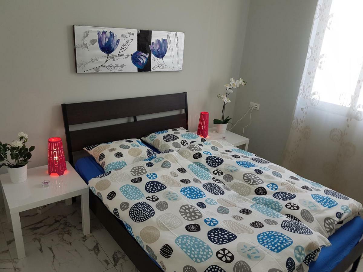 Apartment Casa Palmera Only 150 Meters To The Beach, Heated Pool, Wifi, Sat-Tv, Balcony With Poolview อาโรนา ภายนอก รูปภาพ
