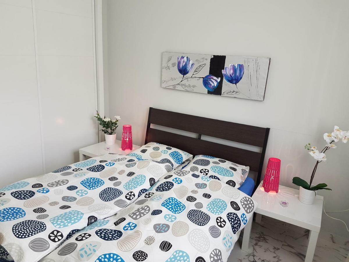 Apartment Casa Palmera Only 150 Meters To The Beach, Heated Pool, Wifi, Sat-Tv, Balcony With Poolview อาโรนา ภายนอก รูปภาพ
